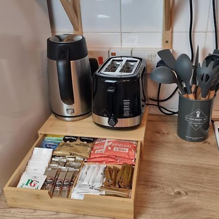 3 Bed Flat O2 Arena Dyson House Apartment ลอนดอน ภายนอก รูปภาพ