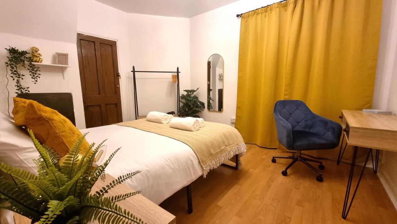 3 Bed Flat O2 Arena Dyson House Apartment ลอนดอน ภายนอก รูปภาพ
